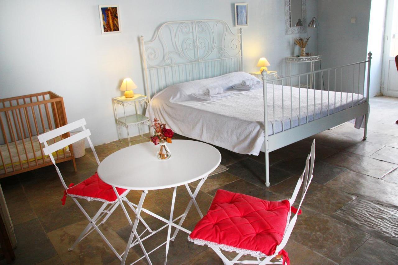 Bed and Breakfast Aperanti Agrotourism Pera Orinis Pokoj fotografie