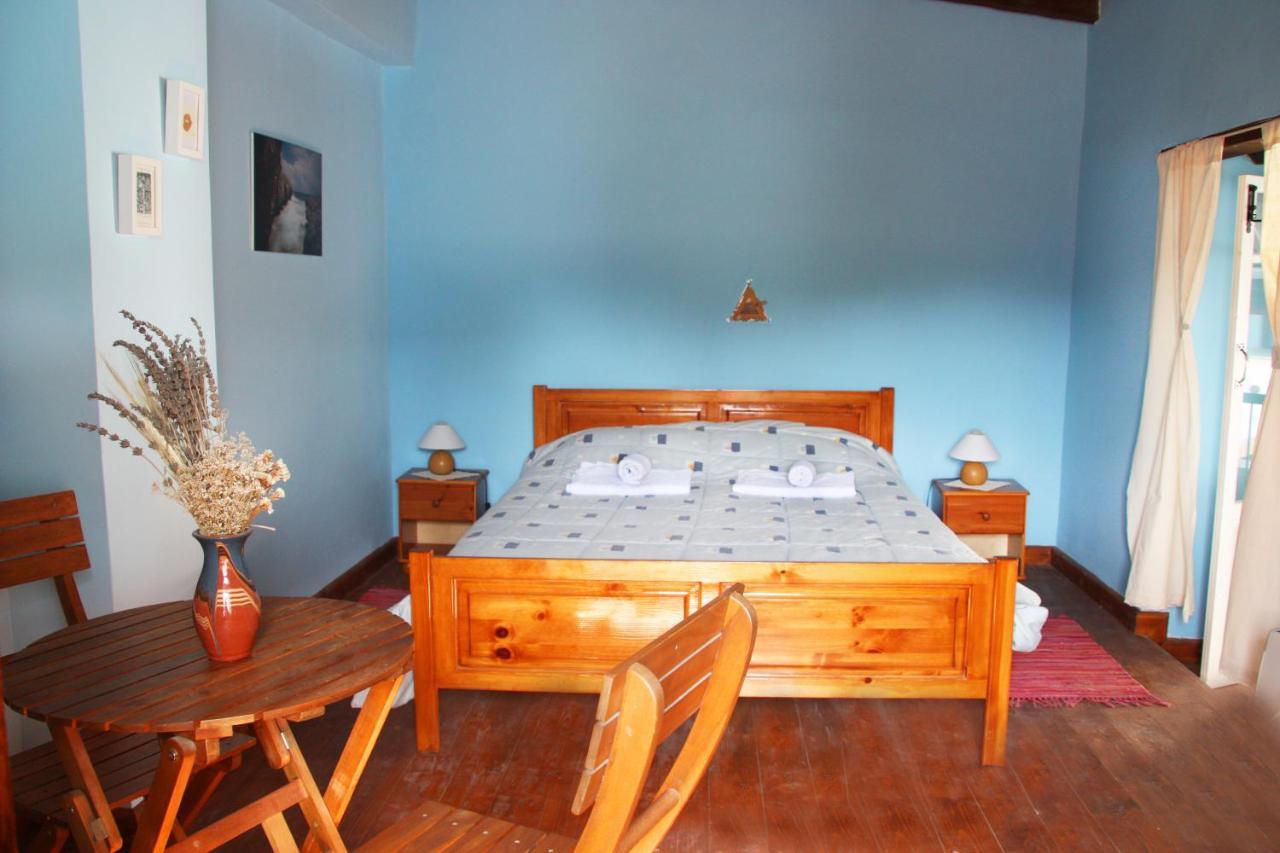 Bed and Breakfast Aperanti Agrotourism Pera Orinis Pokoj fotografie