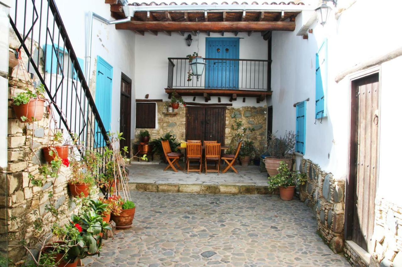 Bed and Breakfast Aperanti Agrotourism Pera Orinis Exteriér fotografie